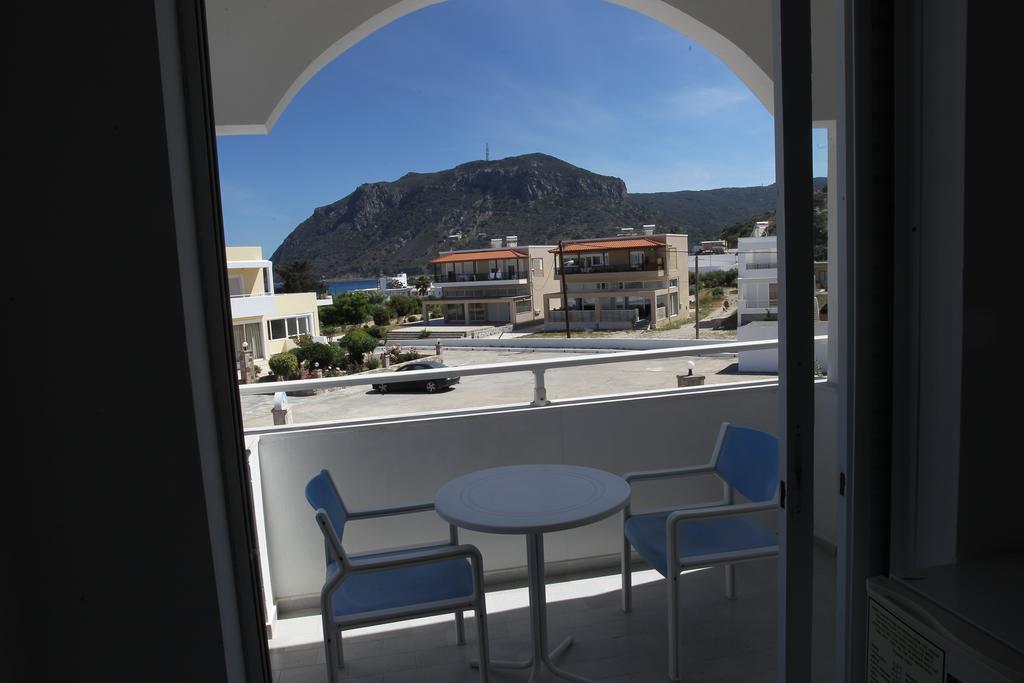 Antonis Hotel Kefalos  Екстер'єр фото
