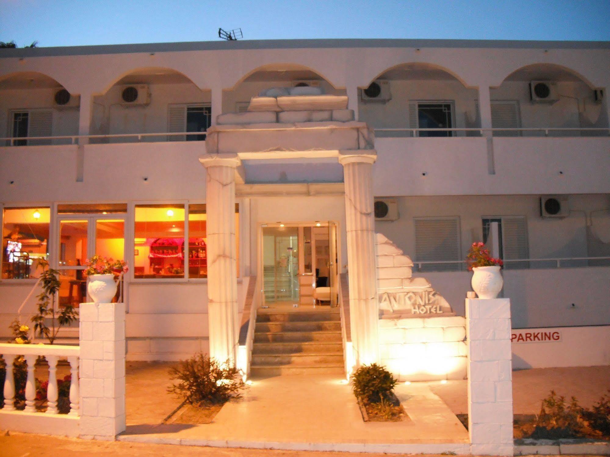 Antonis Hotel Kefalos  Екстер'єр фото